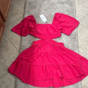 Elegant Fuchsia Mini Dress